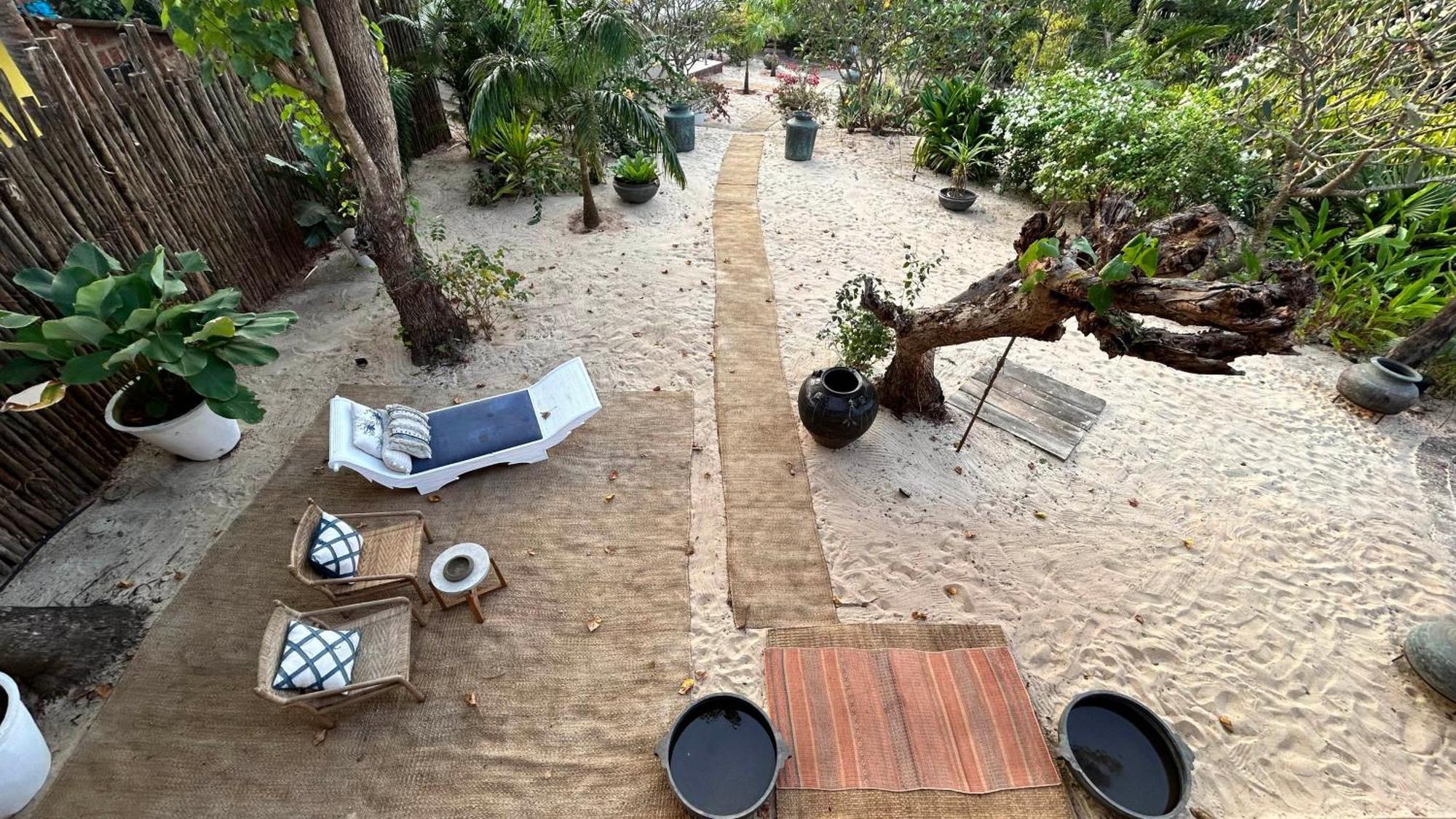 Saffronstays Stella Maris - Luxury Beach Front Villa Near Redi Beach Querim Dış mekan fotoğraf
